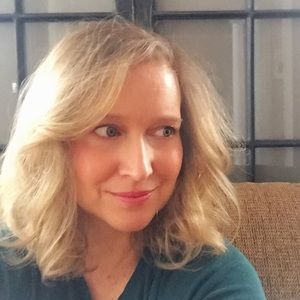 Meet your Posher, Carolyn